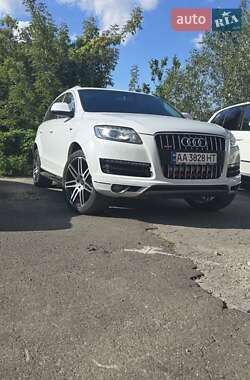 Позашляховик / Кросовер Audi Q7 2013 в Києві