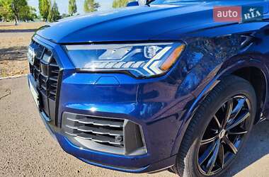 Внедорожник / Кроссовер Audi Q7 2023 в 