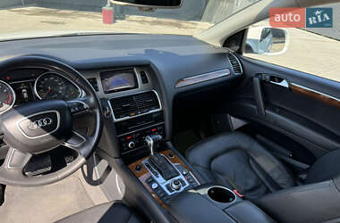 Внедорожник / Кроссовер Audi Q7 2014 в 