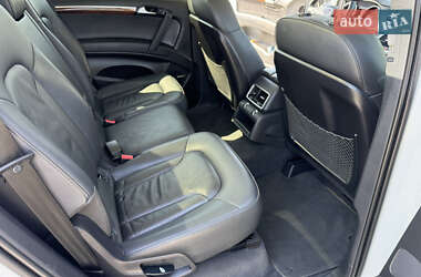 Внедорожник / Кроссовер Audi Q7 2014 в 