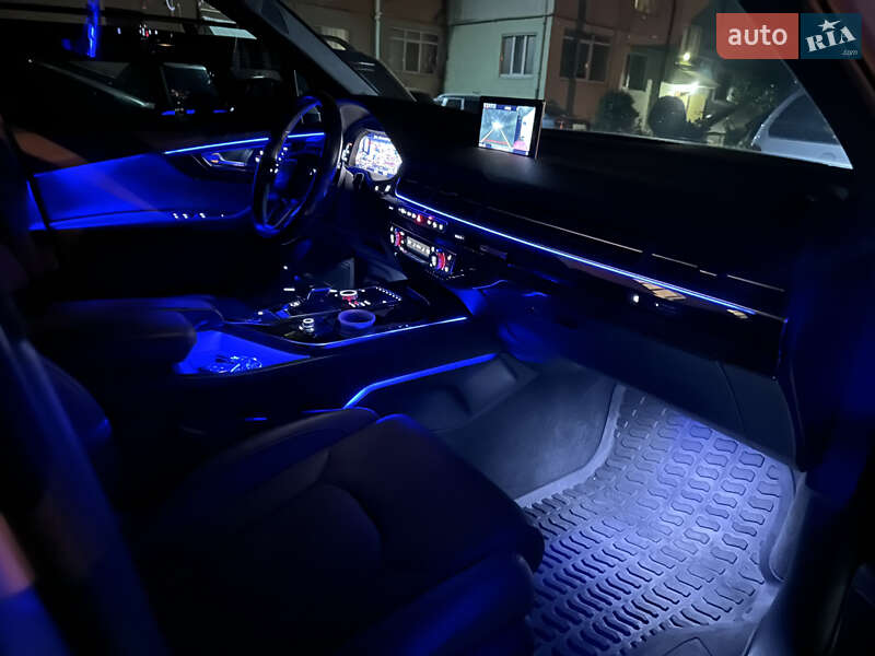 Внедорожник / Кроссовер Audi Q7 2017 в Луцке