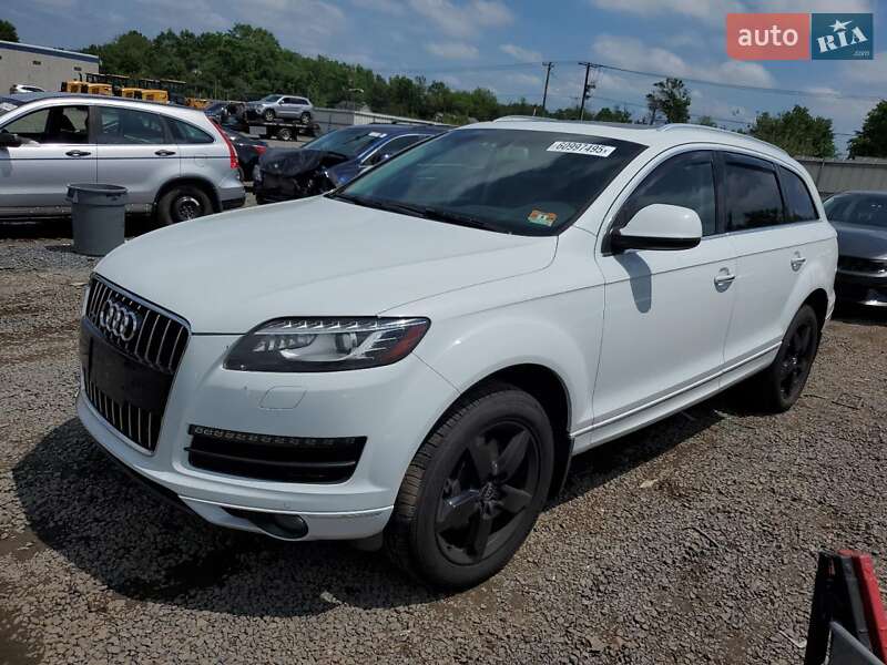 Внедорожник / Кроссовер Audi Q7 2013 в 