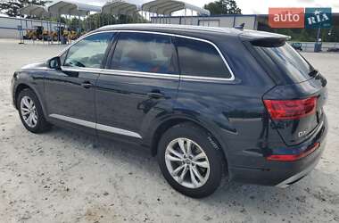 Позашляховик / Кросовер Audi Q7 2016 в 