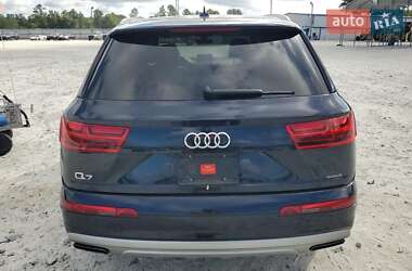Позашляховик / Кросовер Audi Q7 2016 в 