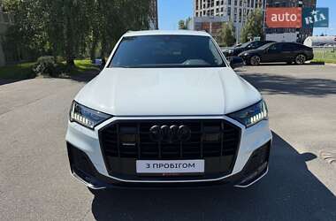 Внедорожник / Кроссовер Audi Q7 2021 в 