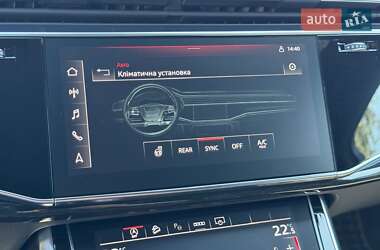 Внедорожник / Кроссовер Audi Q7 2021 в 
