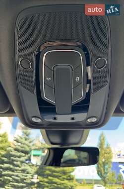 Внедорожник / Кроссовер Audi Q7 2021 в 