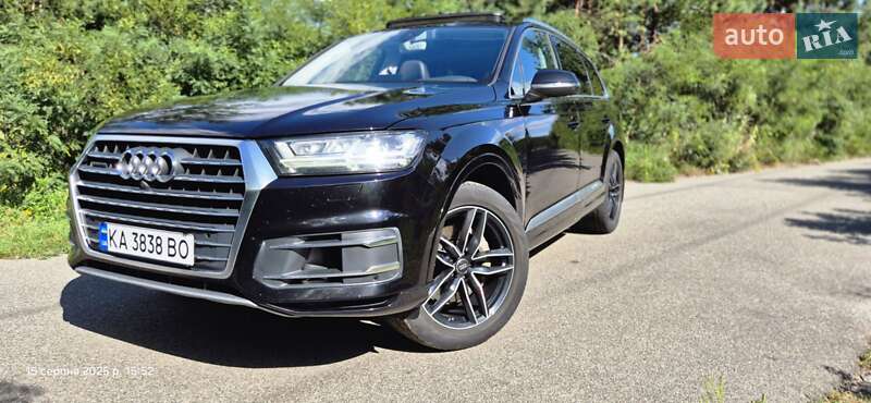 Внедорожник / Кроссовер Audi Q7 2016 в Киеве