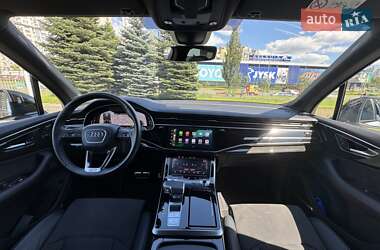 Внедорожник / Кроссовер Audi Q7 2021 в 