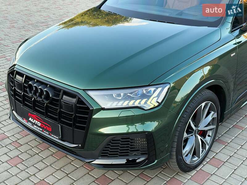 Внедорожник / Кроссовер Audi Q7 2021 в Луцке