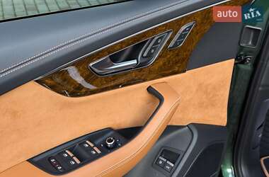 Внедорожник / Кроссовер Audi Q7 2021 в 