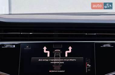 Внедорожник / Кроссовер Audi Q7 2021 в 