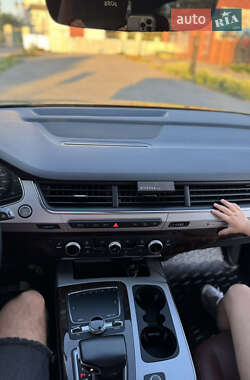 Внедорожник / Кроссовер Audi Q7 2019 в 