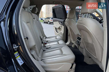 Внедорожник / Кроссовер Audi Q7 2017 в 