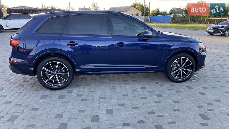 Внедорожник / Кроссовер Audi Q7 2021 в Белой Церкви