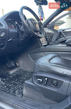 Внедорожник / Кроссовер Audi Q7 2011 в 