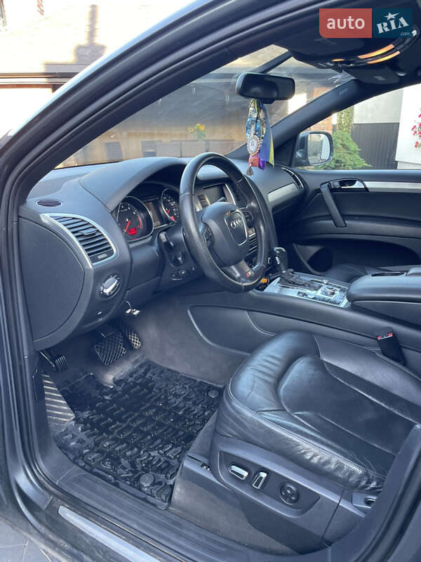 Внедорожник / Кроссовер Audi Q7 2011 в Львове