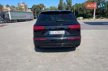 Внедорожник / Кроссовер Audi Q7 2016 в 