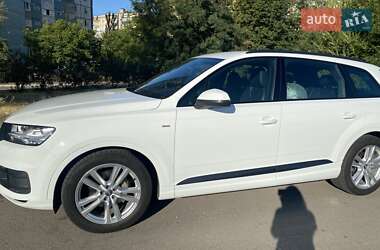 Внедорожник / Кроссовер Audi Q7 2019 в 