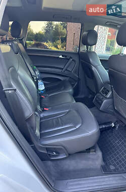Внедорожник / Кроссовер Audi Q7 2010 в 