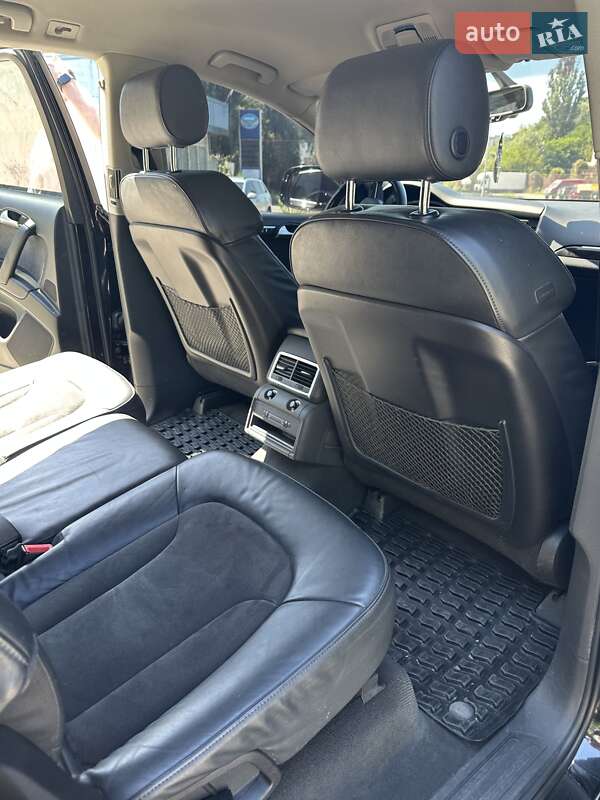 Позашляховик / Кросовер Audi Q7 2014 в Києві