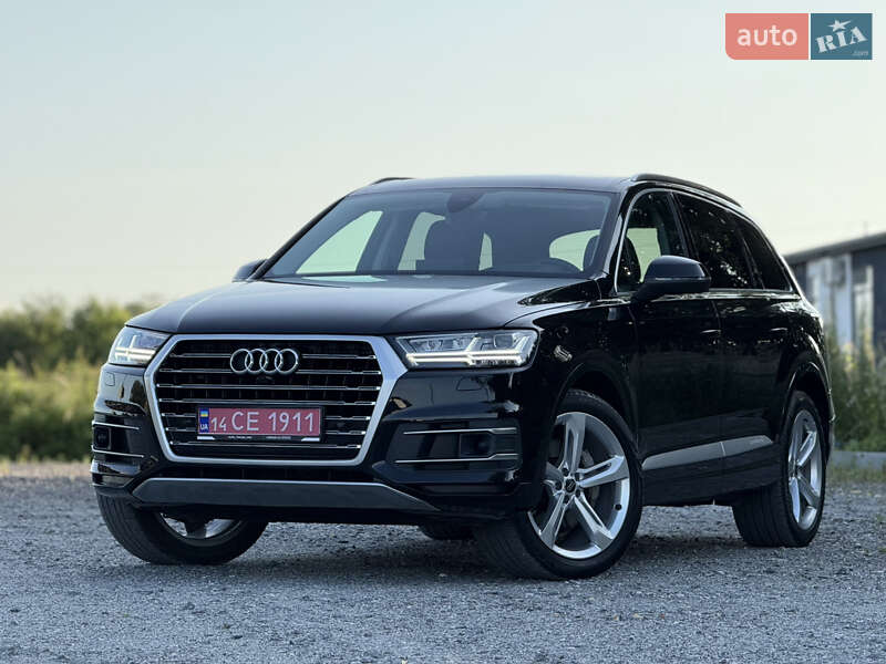 Внедорожник / Кроссовер Audi Q7 2019 в Киеве