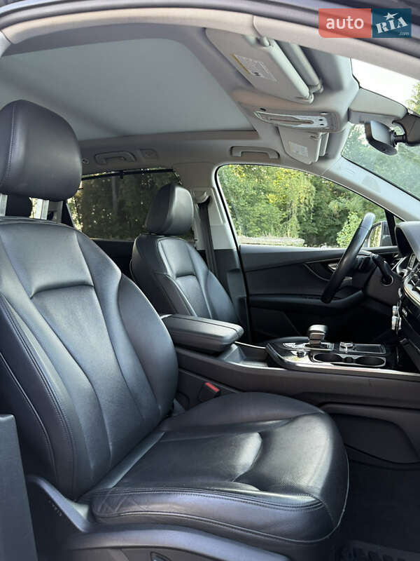 Внедорожник / Кроссовер Audi Q7 2019 в Киеве