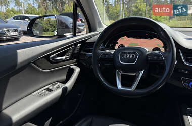 Внедорожник / Кроссовер Audi Q7 2019 в 