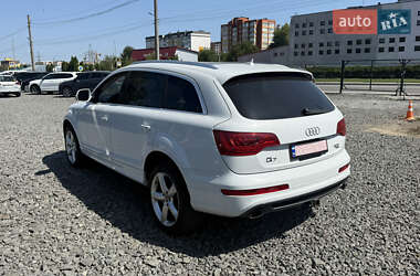 Внедорожник / Кроссовер Audi Q7 2015 в 