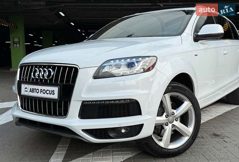 Позашляховик / Кросовер Audi Q7 2014 в Києві