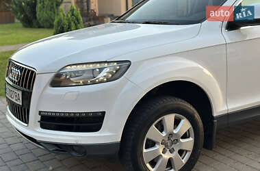 Внедорожник / Кроссовер Audi Q7 2011 в 