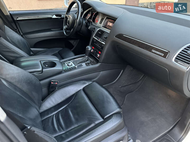 Позашляховик / Кросовер Audi Q7 2011 в Бродах