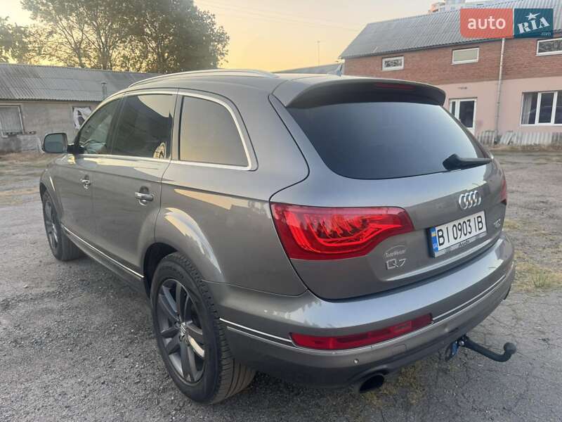 Внедорожник / Кроссовер Audi Q7 2013 в Харькове