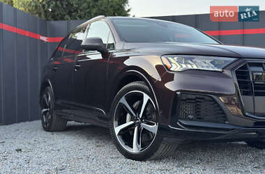 Внедорожник / Кроссовер Audi Q7 2020 в 