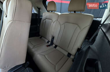 Внедорожник / Кроссовер Audi Q7 2020 в 
