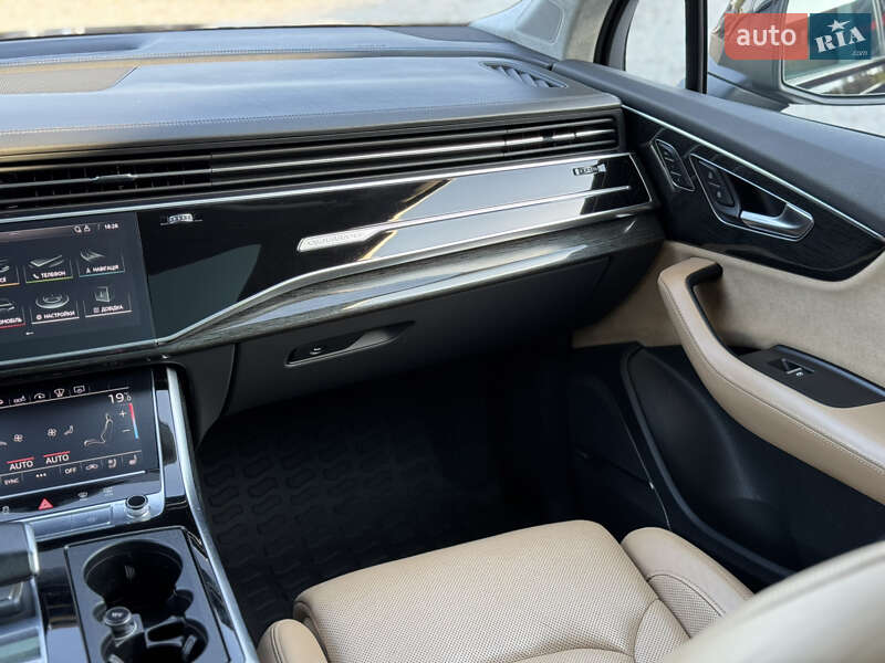 Внедорожник / Кроссовер Audi Q7 2020 в Луцке фото 49 Внедорожник / Кроссовер Audi Q7 2020 в Луцке