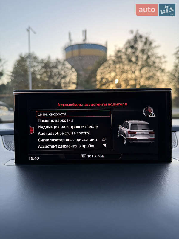 Позашляховик / Кросовер Audi Q7 2016 в Рівному