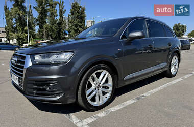 Внедорожник / Кроссовер Audi Q7 2016 в Киеве