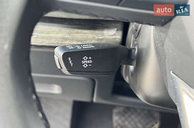 Внедорожник / Кроссовер Audi Q7 2021 в 