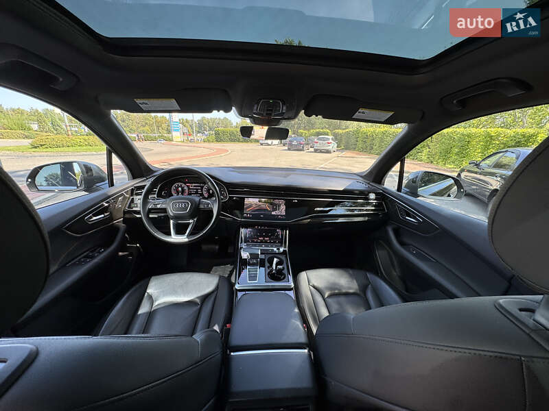 Внедорожник / Кроссовер Audi Q7 2021 в Киеве