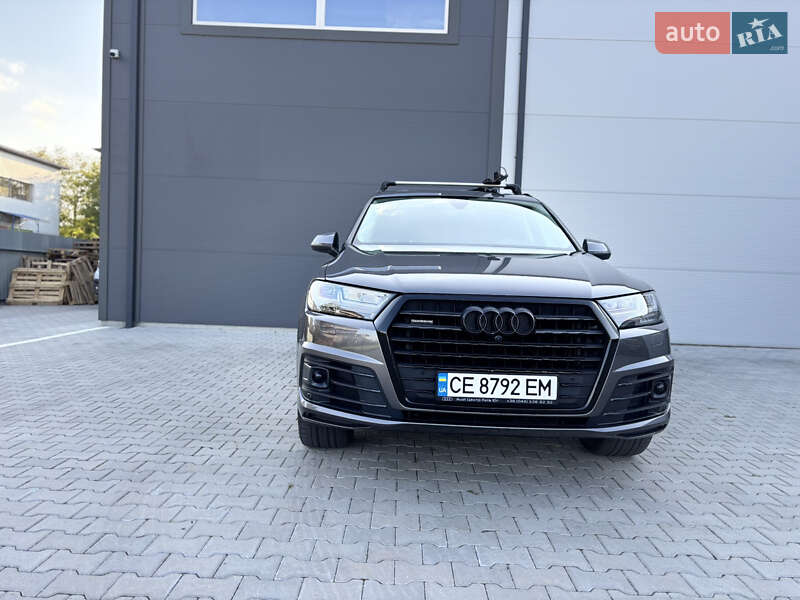 Внедорожник / Кроссовер Audi Q7 2019 в Черновцах