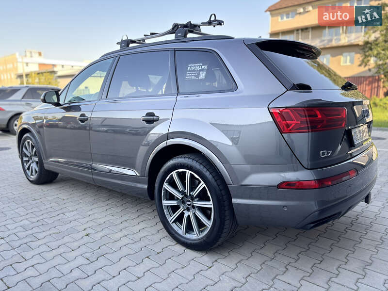 Внедорожник / Кроссовер Audi Q7 2019 в Черновцах