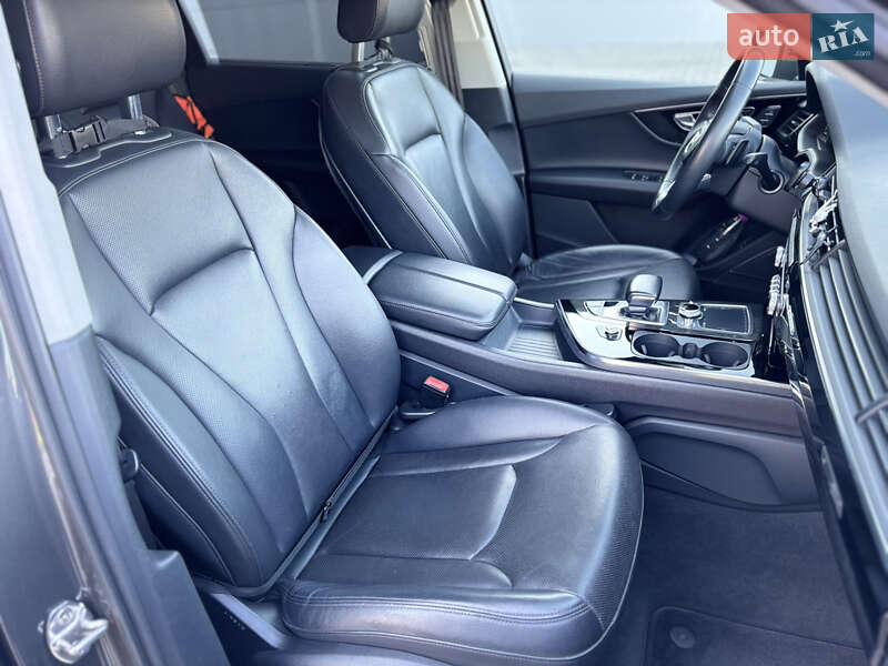 Внедорожник / Кроссовер Audi Q7 2019 в Черновцах