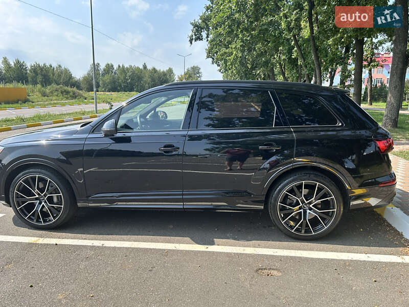 Внедорожник / Кроссовер Audi Q7 2020 в Петропавловской Борщаговке