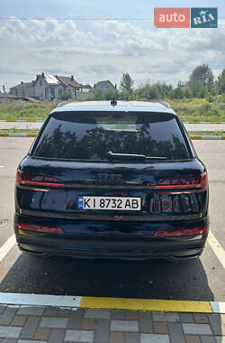Внедорожник / Кроссовер Audi Q7 2020 в 