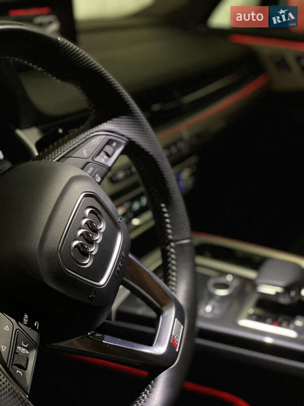 Внедорожник / Кроссовер Audi Q7 2017 в Хмельницком