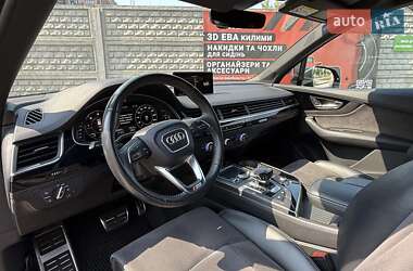 Внедорожник / Кроссовер Audi Q7 2018 в 