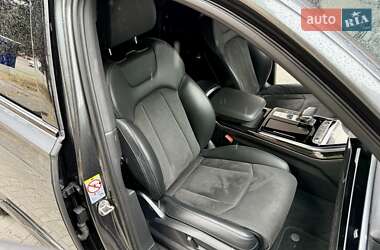 Внедорожник / Кроссовер Audi Q7 2021 в 