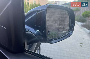 Позашляховик / Кросовер Audi Q7 2013 в 