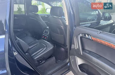 Позашляховик / Кросовер Audi Q7 2013 в 